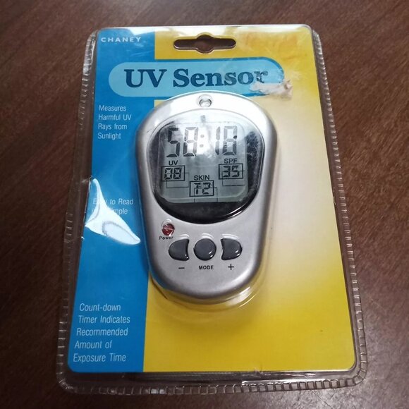 Chaney UV Sensor New In Box Measures Harmful UV Ray's From Sunlight - Picture 1 of 5